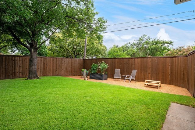 8635 Capri Drive, Dallas, TX 75238