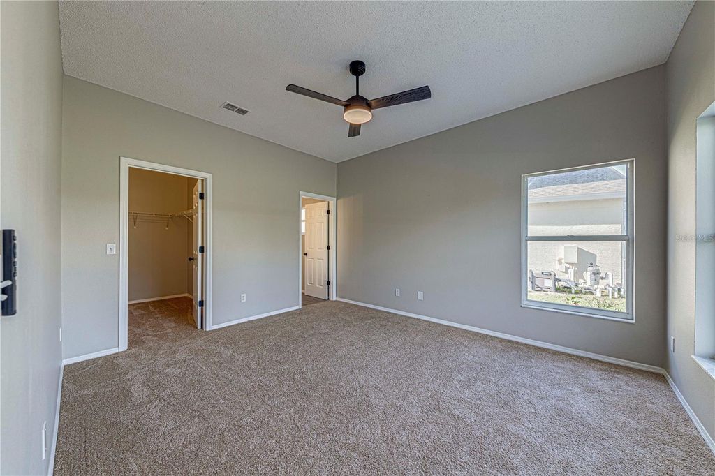 Image 30 of property listing at 745 JAYBEE AVENUE, Davenport, FL 33897