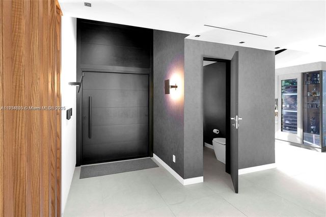 3760 S Douglas Rd, Miami, FL 33133