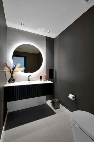 3760 S Douglas Rd, Miami, FL 33133