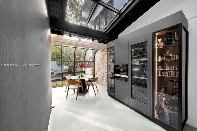 3760 S Douglas Rd, Miami, FL 33133