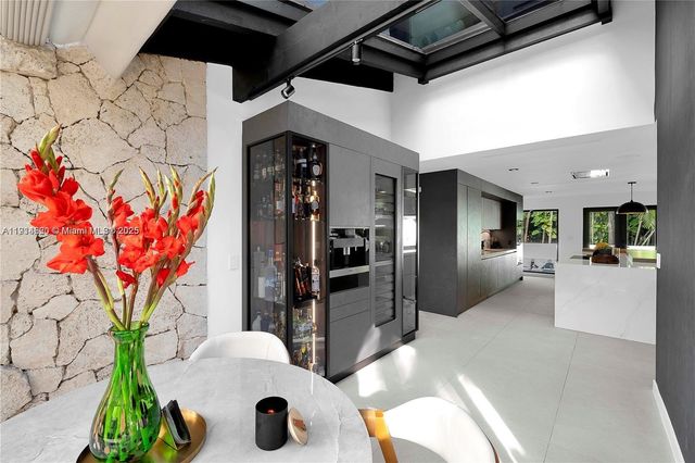 3760 S Douglas Rd, Miami, FL 33133