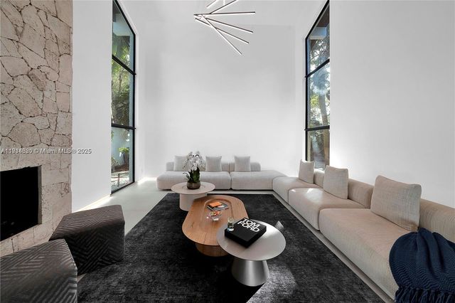 3760 S Douglas Rd, Miami, FL 33133