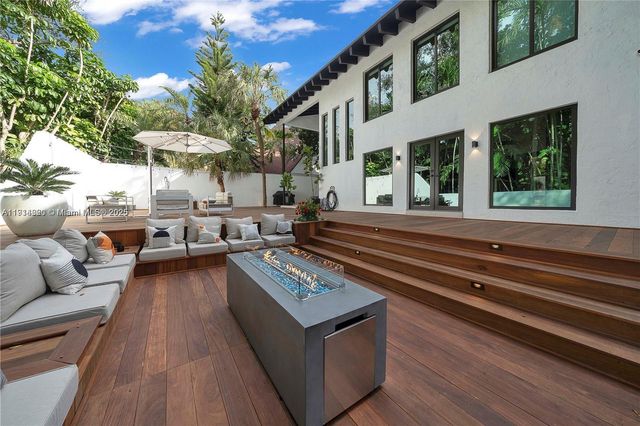 3760 S Douglas Rd, Miami, FL 33133