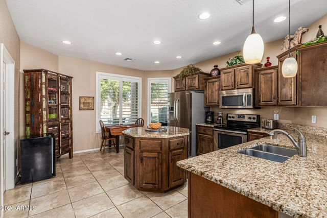 10925 E PORTOBELLO Avenue, Mesa, AZ 85212