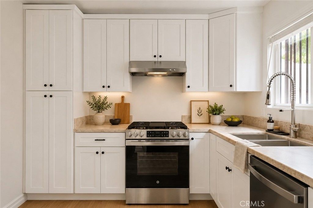 9201 Wakefield Ave #1, Panorama City, CA 91402 — photo 3