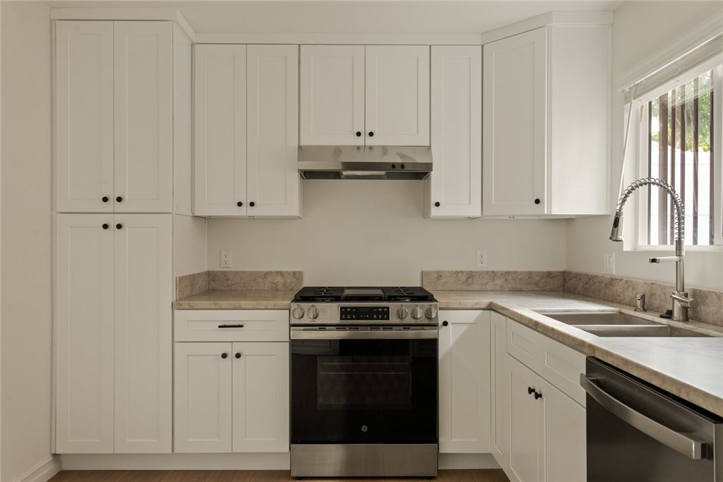 9201 Wakefield Ave #1, Panorama City, CA 91402 — photo 4
