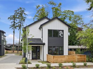 12426 NE 90th Street, Kirkland, WA 98033