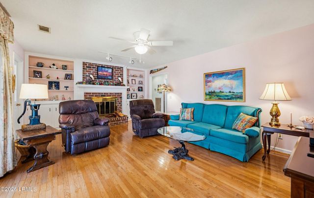 607 Ashdale Drive, Beaufort, SC 29907