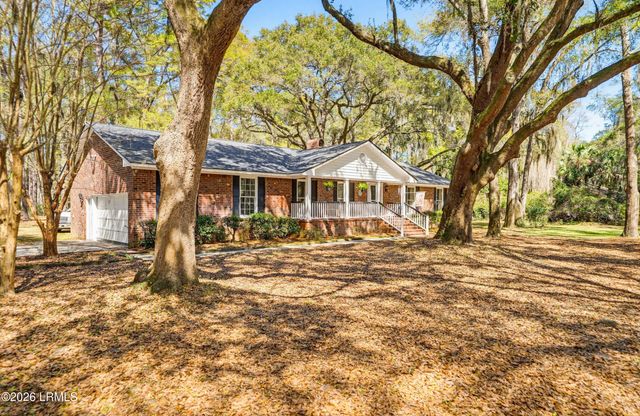 607 Ashdale Drive, Beaufort, SC 29907