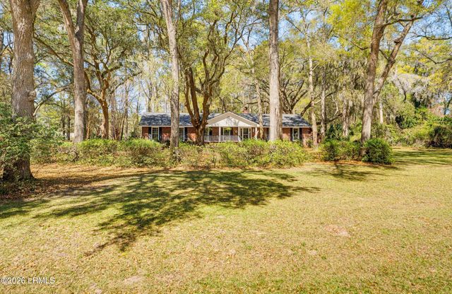 607 Ashdale Drive, Beaufort, SC 29907