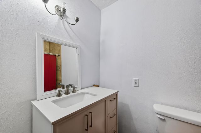 504 N Circle Drive, Baytown, TX 77520