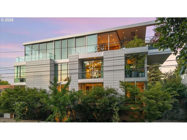 1560 Nw 25TH Ave, Portland, OR 97210