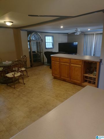 515 E LAKE HILL DRIVE, Talladega, AL 35160