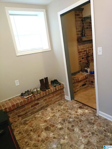 515 E LAKE HILL DRIVE, Talladega, AL 35160