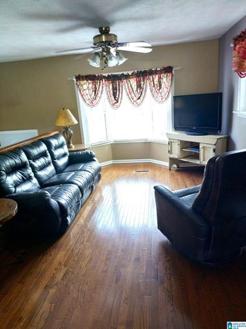 515 E LAKE HILL DRIVE, Talladega, AL 35160