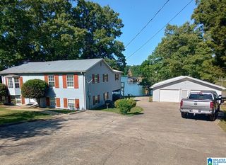 515 E LAKE HILL DRIVE, Talladega, AL 35160