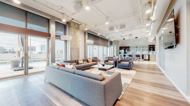 700 12th Ave S Unit 905, Nashville, TN 37203