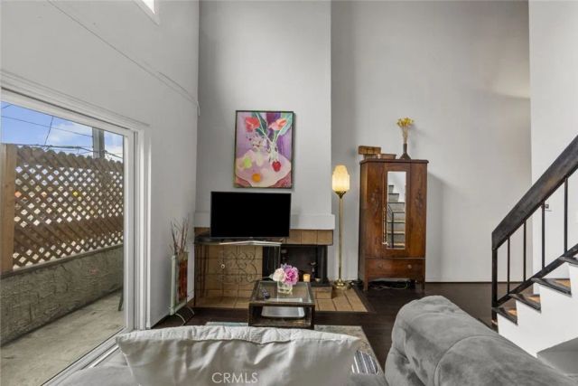 3988 Beethoven Street 9, Los Angeles, CA 90066