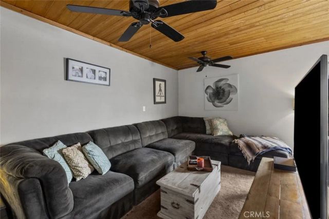 3988 Beethoven Street 9, Los Angeles, CA 90066