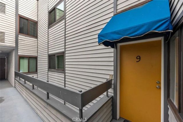 3988 Beethoven Street 9, Los Angeles, CA 90066