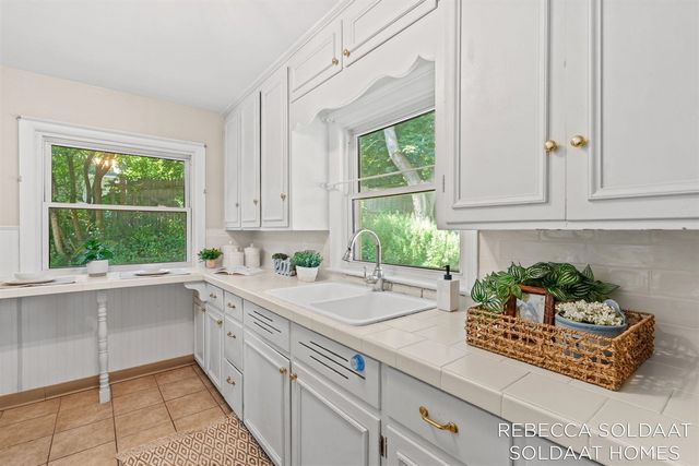 1621 Preston Avenue, Grand Rapids, MI 49504