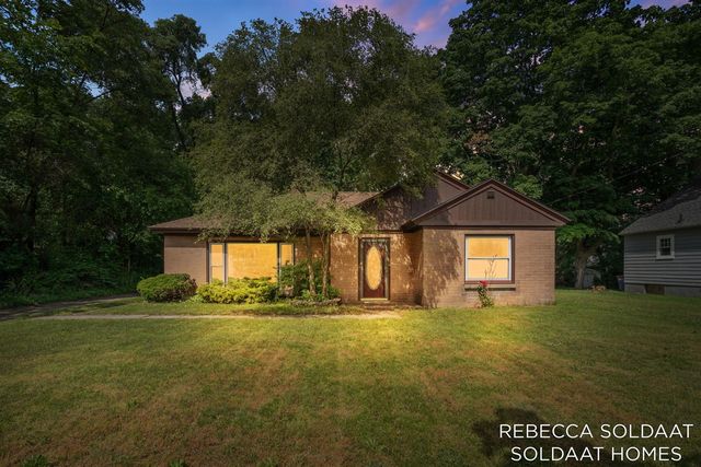 1621 Preston Avenue, Grand Rapids, MI 49504