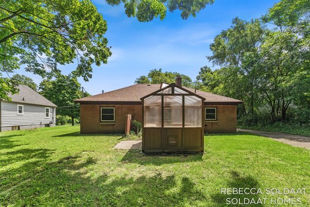 1621 Preston Avenue, Grand Rapids, MI 49504