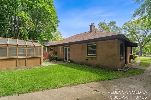 1621 Preston Avenue, Grand Rapids, MI 49504