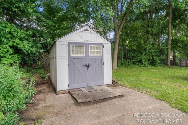 1621 Preston Avenue, Grand Rapids, MI 49504
