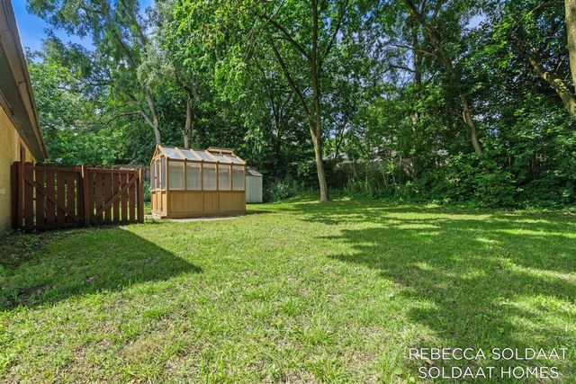 1621 Preston Avenue, Grand Rapids, MI 49504