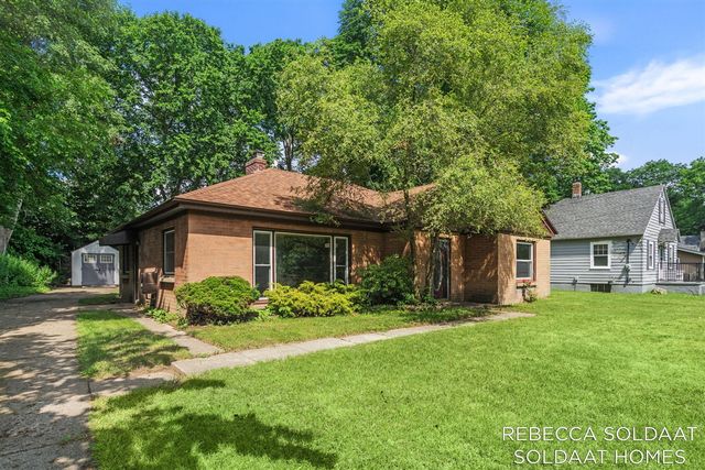 1621 Preston Avenue, Grand Rapids, MI 49504