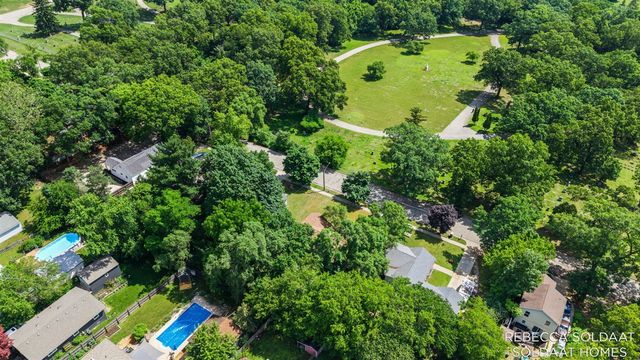 1621 Preston Avenue, Grand Rapids, MI 49504