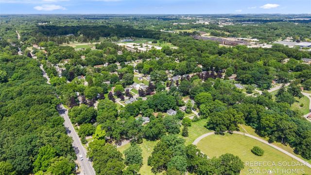 1621 Preston Avenue, Grand Rapids, MI 49504