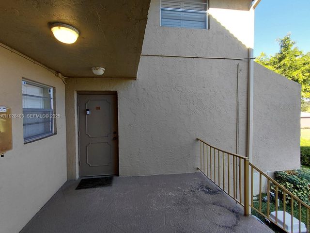 11101 Royal Palm Blvd 208, Coral Springs, FL 33065