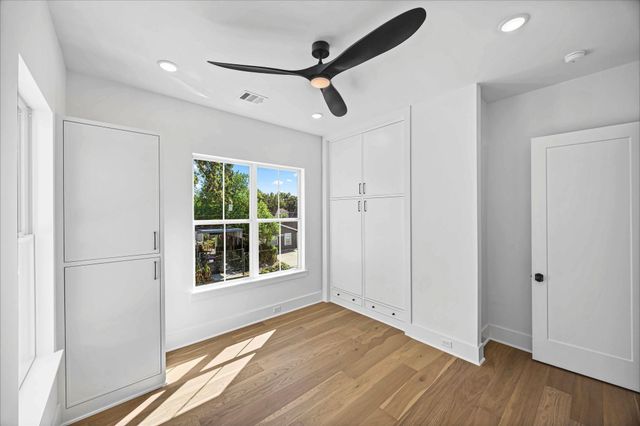 418 Eleanor Street, Houston, TX 77009