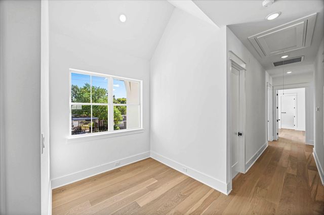 418 Eleanor Street, Houston, TX 77009