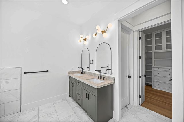 418 Eleanor Street, Houston, TX 77009