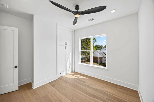 418 Eleanor Street, Houston, TX 77009