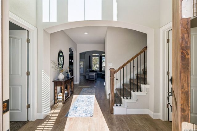 5807 Burro Stone, San Antonio, TX 78253