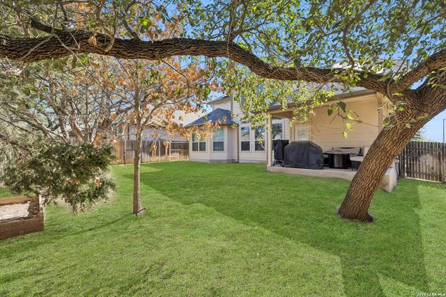 5807 Burro Stone, San Antonio, TX 78253