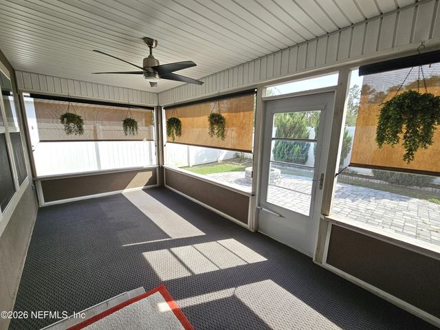 518 VONRON Drive, Jacksonville, FL 32222