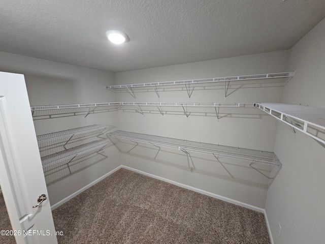 518 VONRON Drive, Jacksonville, FL 32222