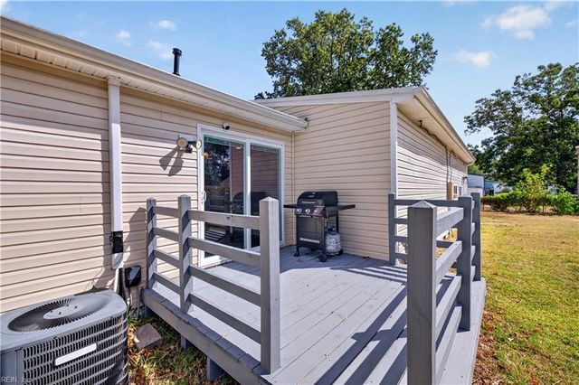 2125 Dean DR, Norfolk, VA 23518