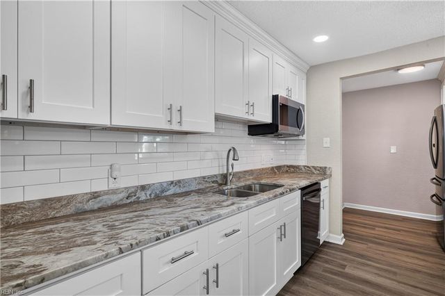 2125 Dean DR, Norfolk, VA 23518