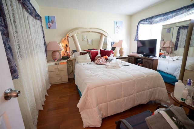 6121 Rainbow Circle, Greenacres, FL 33463
