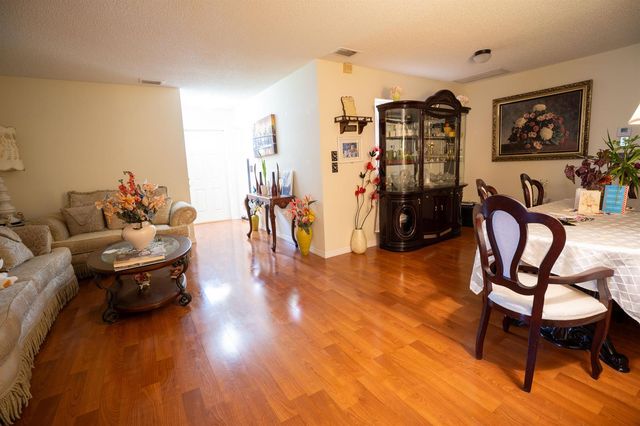 6121 Rainbow Circle, Greenacres, FL 33463