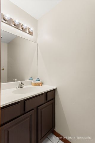 3128 Quincy Lane, Aurora, IL 60504