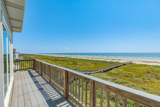 20911 W Sand Hill Drive, Galveston, TX 77554