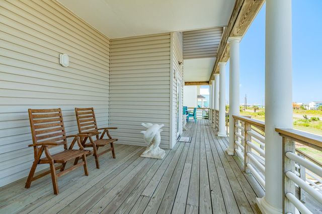 20911 W Sand Hill Drive, Galveston, TX 77554